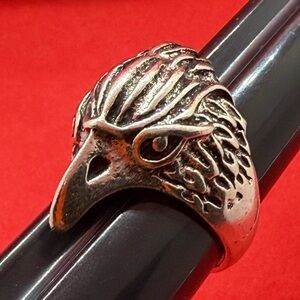 Antique Vintage Golden Eagle Head
Beautiful Ring